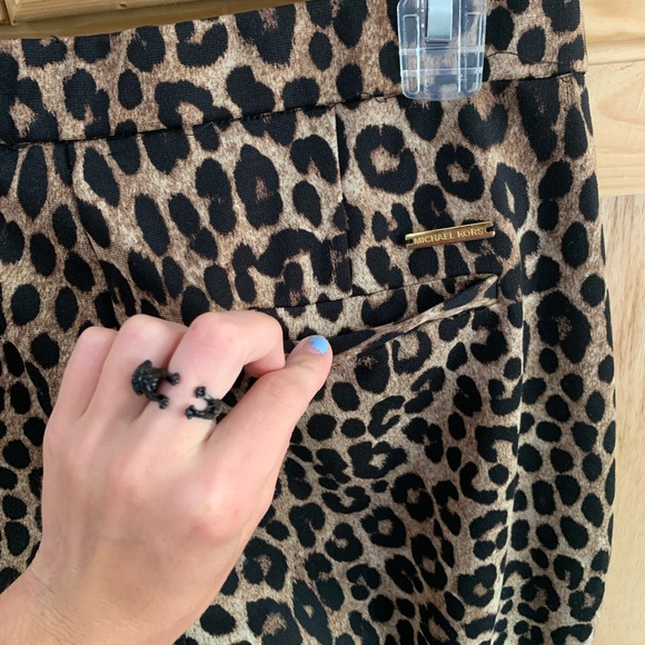 Michael Michael Kors cheetah leopard printed pants size M - Picture 3 of 6